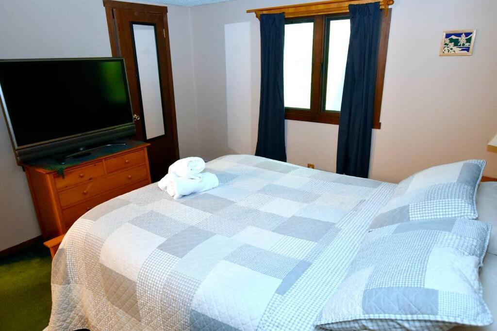 3-Bedroom Vacation Home Steps To Camelback Ski Area Ski-In Ski-Out Crescent Lake Dış mekan fotoğraf